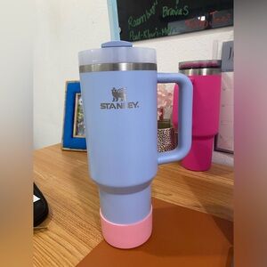 Stanley 40oz quencher tumbler